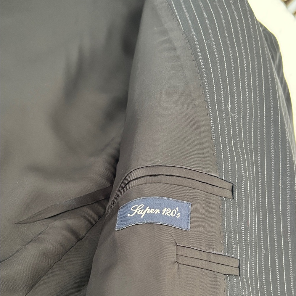 Canali Charcoal Pinstripe Men's Blazer. Size 56. Pure Wool. - Picture 8 of 16